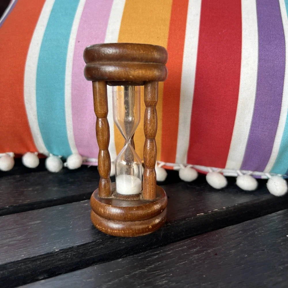 Vtg Wooden Hourglass Glass 3 Minute Egg Kitchen Timer Bright White Sand‎ 4